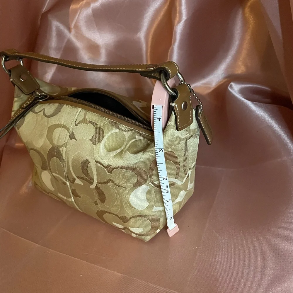 SOLD Vintage Y2K Coach Optic Signature Jacquard Tan Brown Designer Handbag - Picture 11 of 11